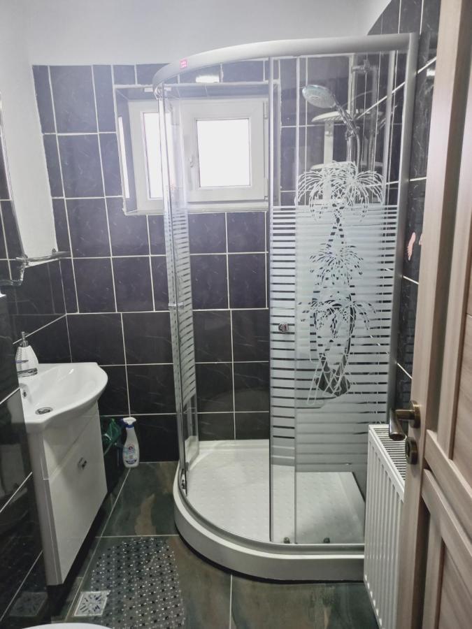 Apartament Bianca 큼홀룸그몰도베네스크 외부 사진
